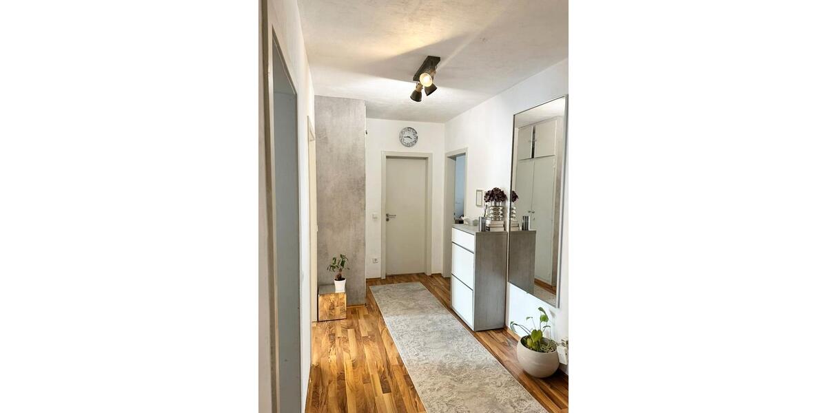 Etagenwohnung Bottrop Ebel - 3 Zimmer, 80 m&sup2;, 700&euro; | Angebot:26031709