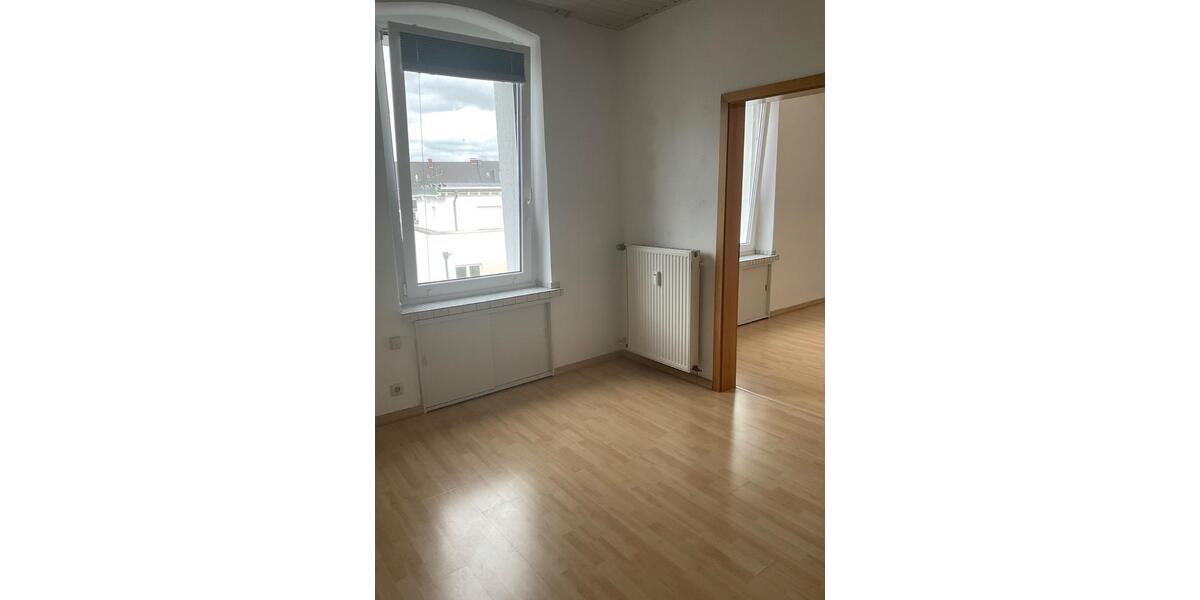 Dachgeschoßwohnung Bochum Bochum-Südwest - 3.5 Zimmer, 80 m&sup2;, 585&euro; | Angebot:25083103