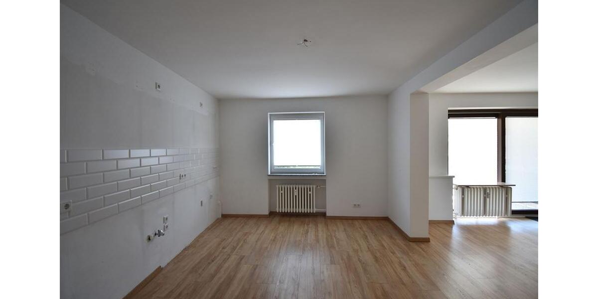Etagenwohnung Essen Stadtbezirk VI - 4 Zimmer, 145 m&sup2;, 1.450&euro; | Angebot:22040281