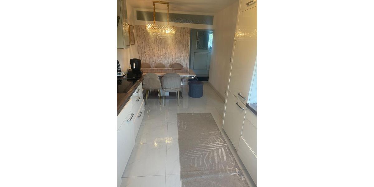 Etagenwohnung Essen Stadtbezirk V - 3 Zimmer, 79 m&sup2;, 220.000&euro; | Angebot:26311662