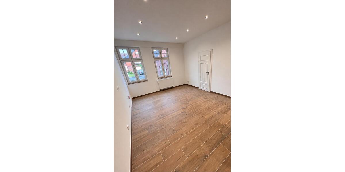 Erdgeschoßwohnung Lüdinghausen - 6 Zimmer, 150 m&sup2;, 1.700&euro; | Angebot:27608786