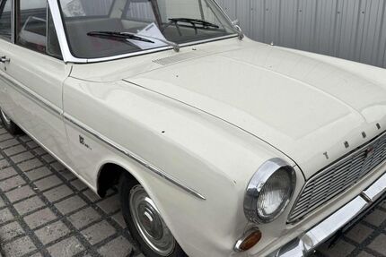 Ford Taunus 98.000 km 3.699 &euro; Dortmund 44388