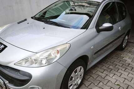 Peugeot 206 96.641 km 3.299 &euro; Dortmund, Stadt 44225