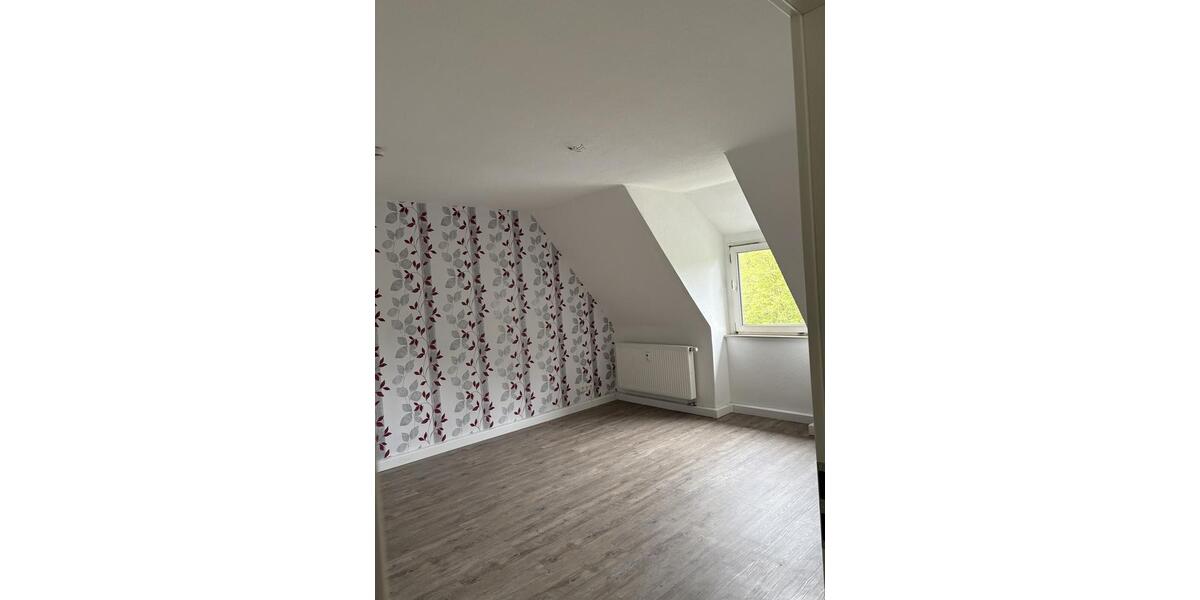 Dachgeschoßwohnung Marl Alt-Marl - 3.5 Zimmer, 71 m&sup2;, 550&euro; | Angebot:26646842