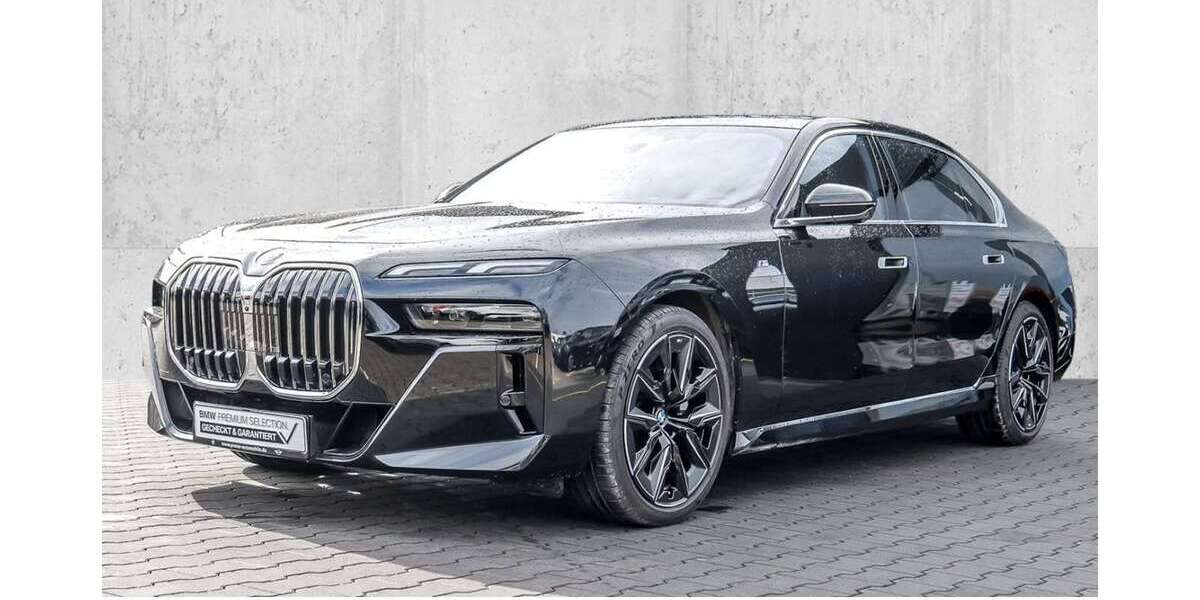 BMW 740 13.850 km 101.870 &euro; Velbert 42553