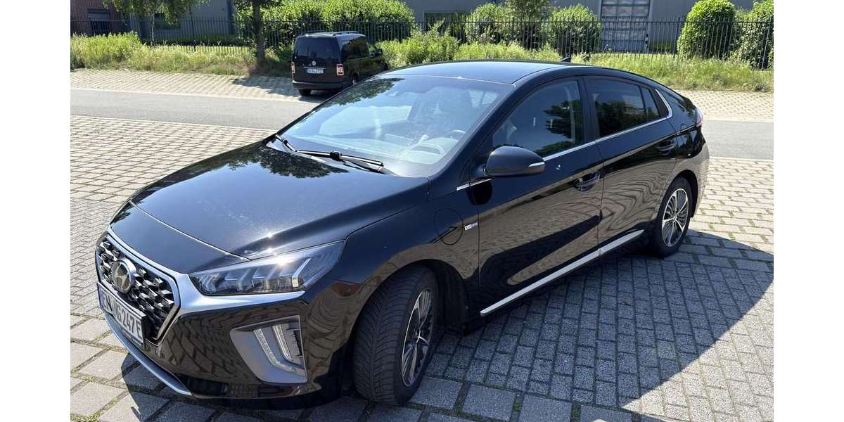 Hyundai IONIQ 93.500 km 16.900 &euro; Hattingen, Stadt 45527