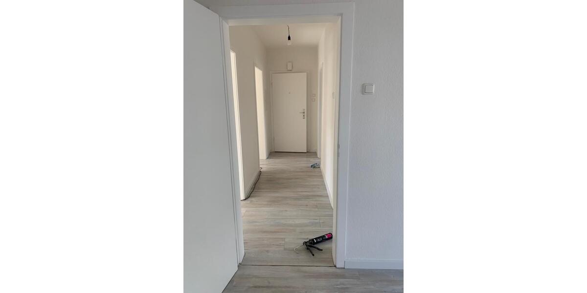 Etagenwohnung Essen Stadtbezirk III - 3 Zimmer, 68 m&sup2;, 800&euro; | Angebot:25947705