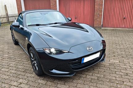 Mazda MX-5 114.000 km 15.900 &euro; Oberhausen 46149