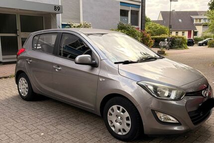 Hyundai i20 131.000 km 2.799 &euro; Dinslaken 46539
