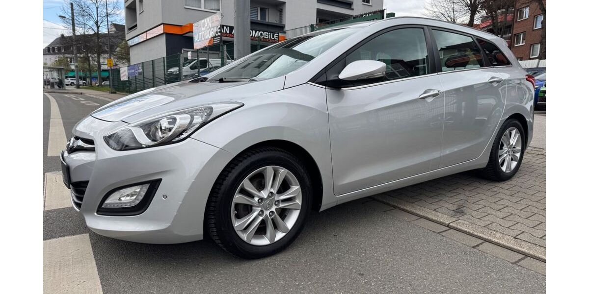 Hyundai i30 229.972 km 4.890 &euro; Gelsenkirchen 45899