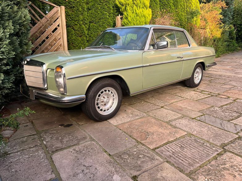 Mercedes-Benz 280 119.000 km 19.800 &euro; Dortmund 44267