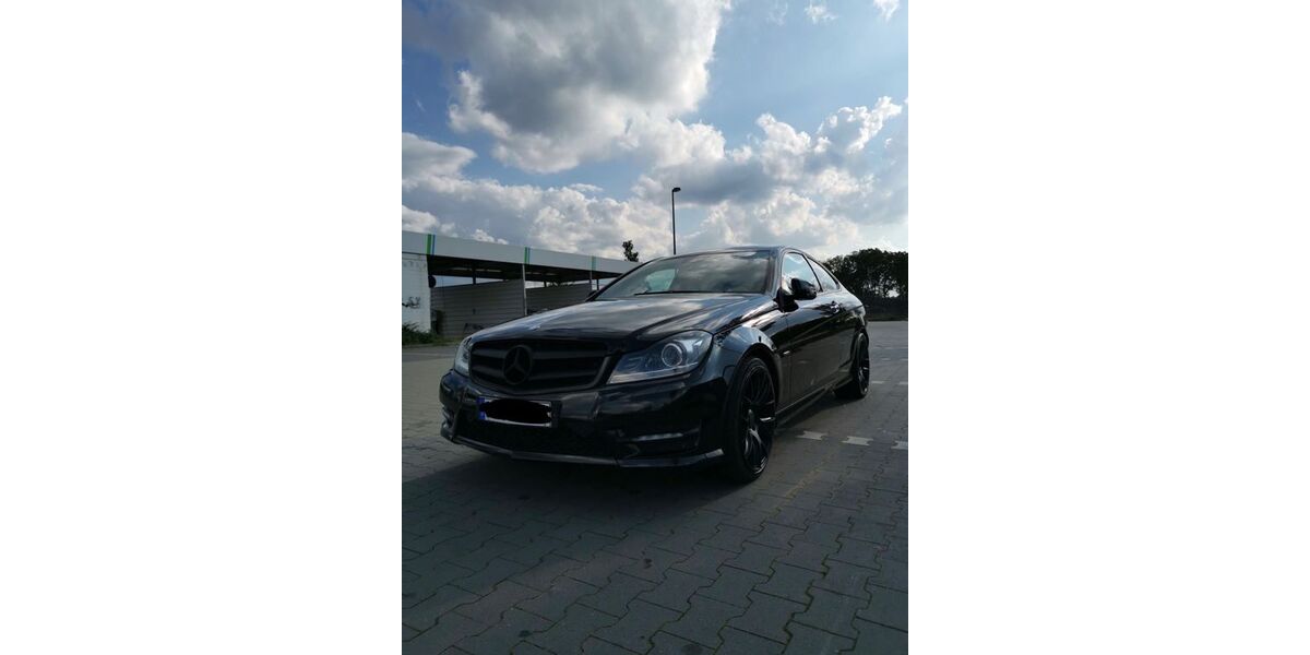 Mercedes-Benz C 350 245.000 km 13.900 &euro; Gelsenkirchen 45888