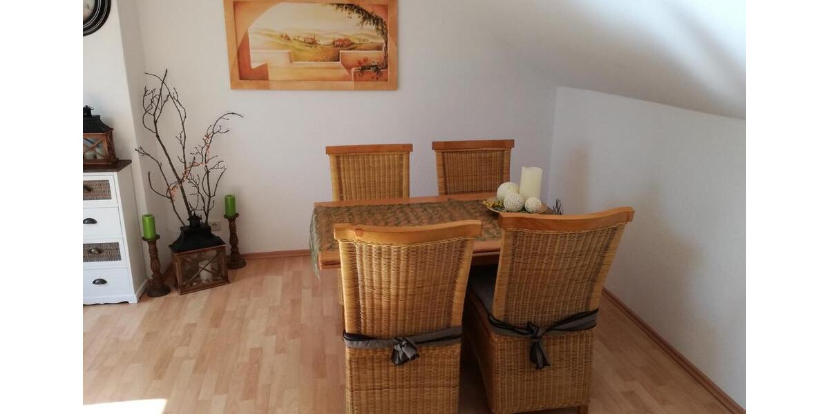 Dachgeschoßwohnung Gelsenkirchen Gelsenkirchen-Nord - 3 Zimmer, 49 m&sup2;, 500&euro; | Angebot:25948925