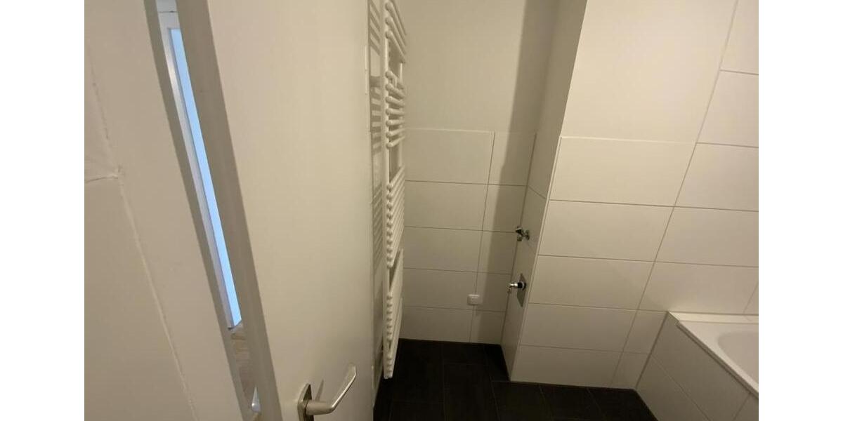 Etagenwohnung Essen Stadtbezirk III - 2 Zimmer, 65 m&sup2;, 589&euro; | Angebot:23594374