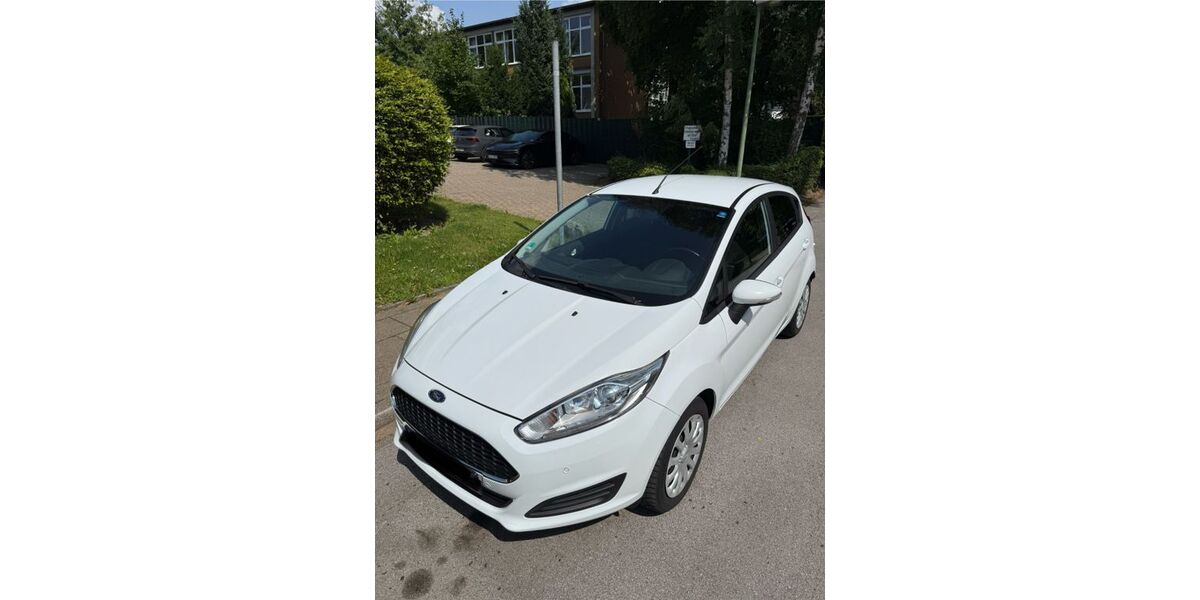 Ford Fiesta 121.450 km 5.999 &euro; Essen 45133