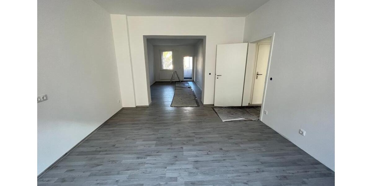 Etagenwohnung Gelsenkirchen Gelsenkirchen-Mitte - 2 Zimmer, 65 m&sup2;, 600&euro; | Angebot:25918612