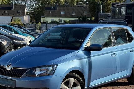 Skoda Fabia 93.000 km 8.590 &euro; Oberhausen 46049