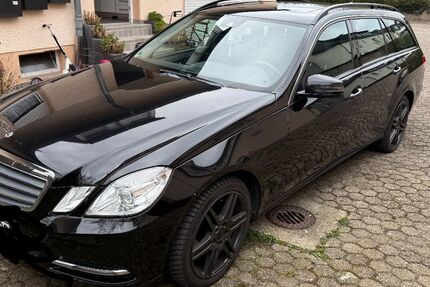 Mercedes-Benz E 200 220.000 km 13.500 &euro; Herten 45701