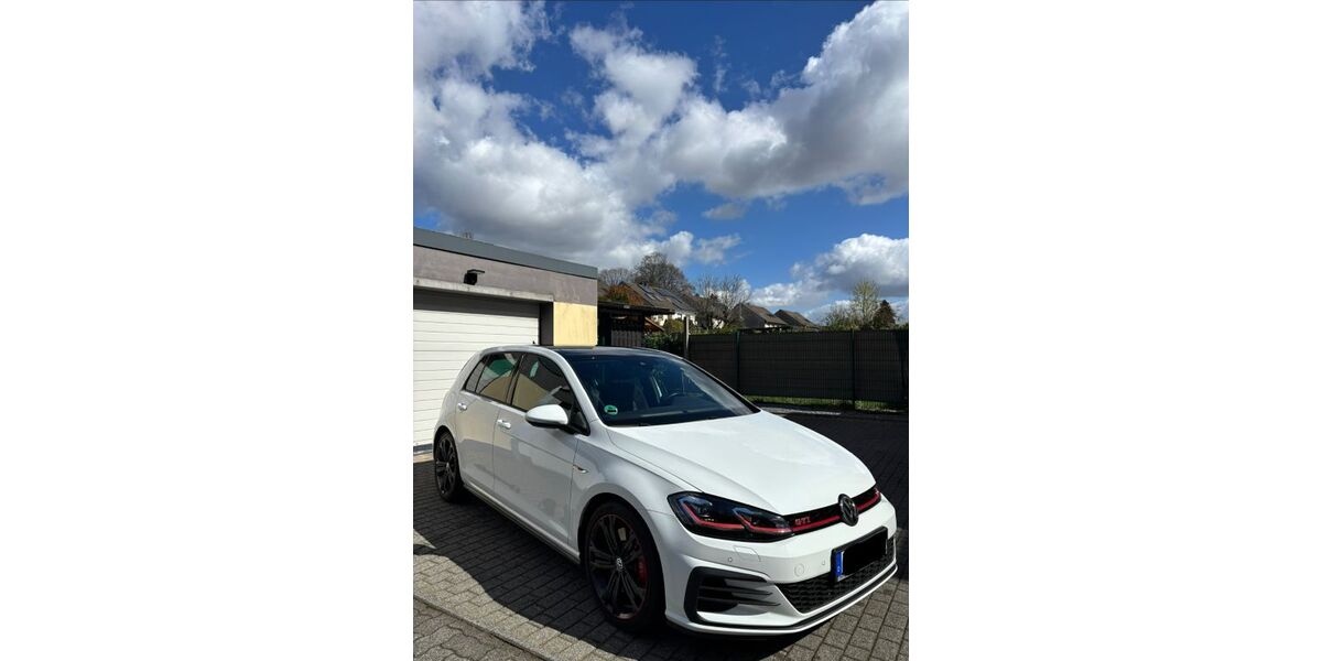 VW Golf 48.416 km 27.400 &euro; Oer-Erkenschwick 45739