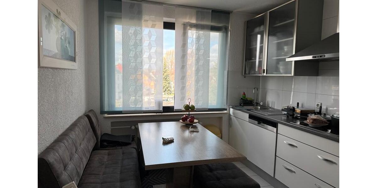 Etagenwohnung Oberhausen Alstaden - 3.5 Zimmer, 64 m&sup2;, 900&euro; | Angebot:26035006