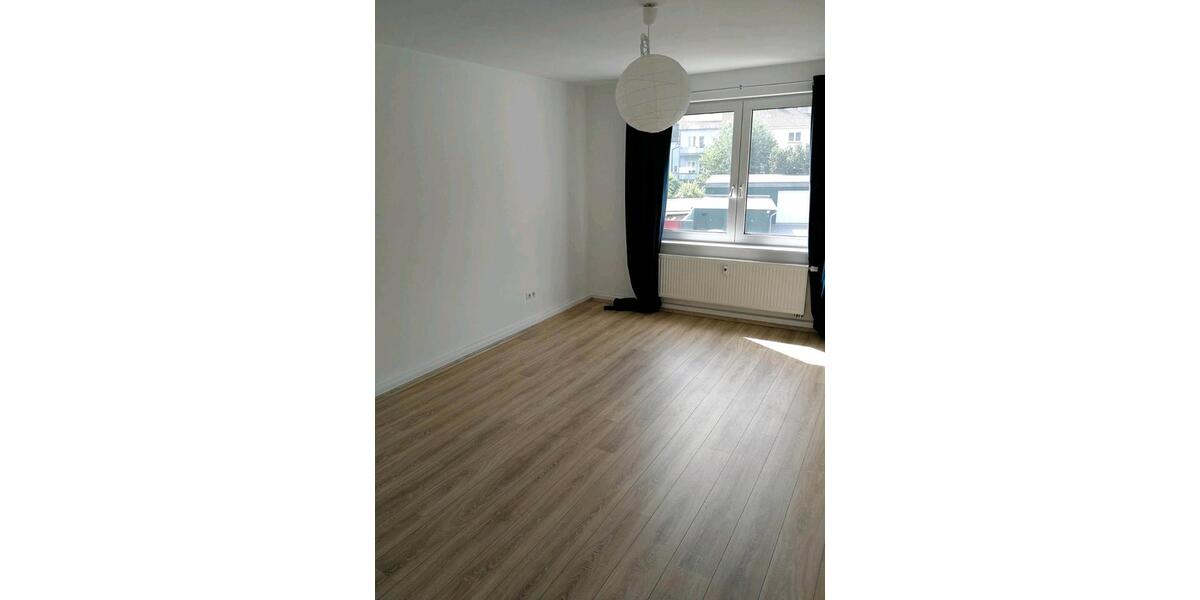 Etagenwohnung Essen Stadtbezirk II - 2 Zimmer, 60 m&sup2;, 900&euro; | Angebot:26030059
