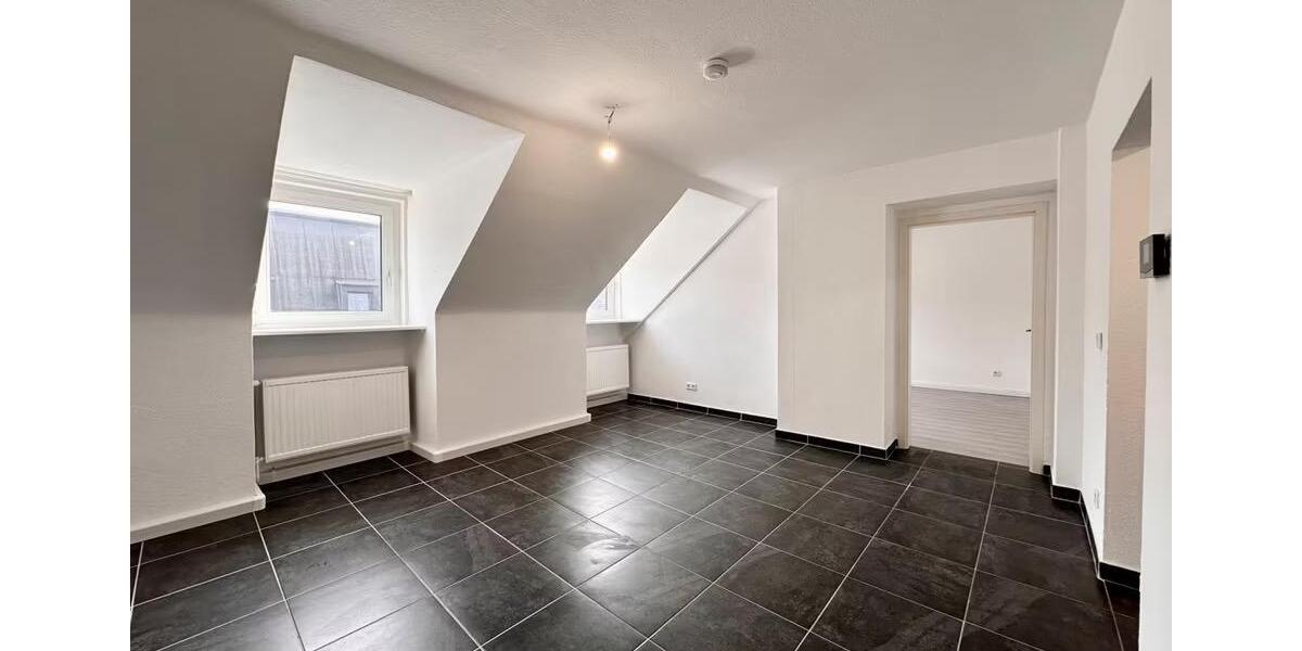 Dachgeschoßwohnung Gelsenkirchen - 4 Zimmer, 73 m&sup2;, 520&euro; | Angebot:26678946