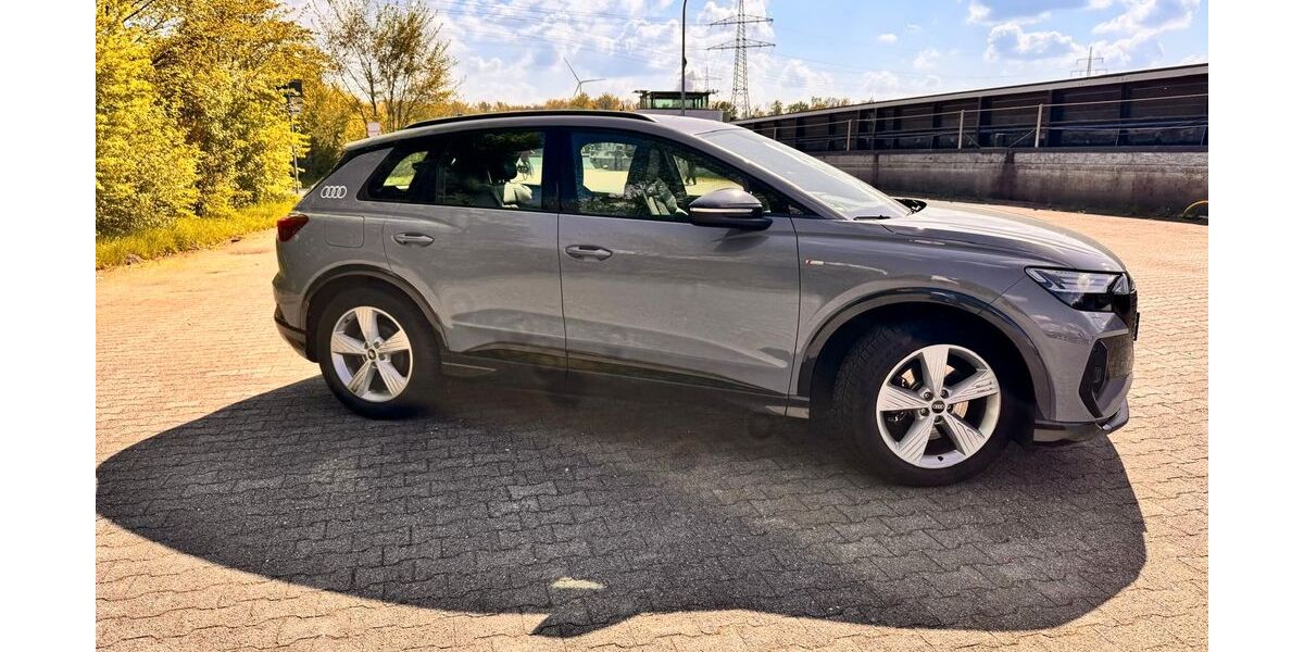 Audi Q4 e-tron 39.000 km 23.990 &euro; Datteln 45711