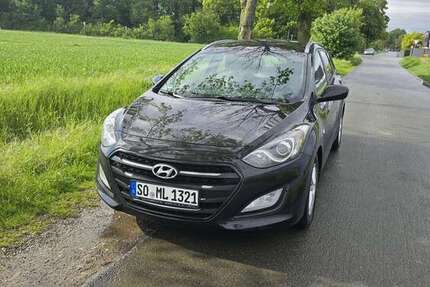 Hyundai i30 84.754 km 11.199 &euro; Essen 45357