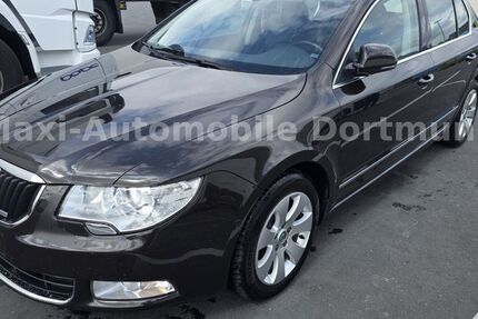 Skoda Superb 213.000 km 4.299 &euro; dortmund 44369
