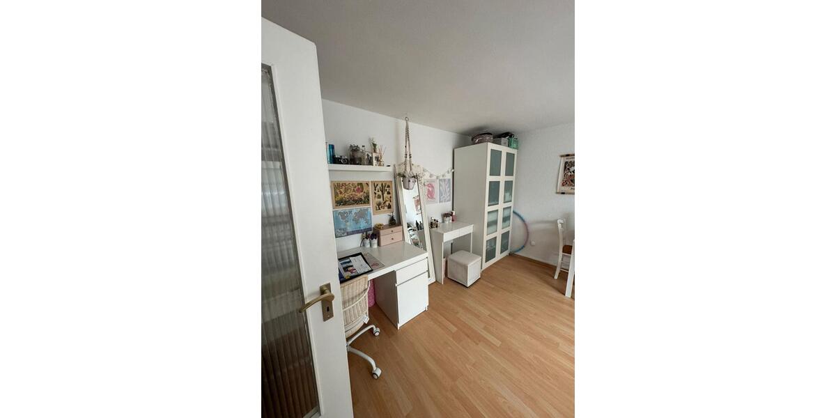 Etagenwohnung Gelsenkirchen Buer - 1 Zimmer, 28 m&sup2;, 330&euro; | Angebot:26485649