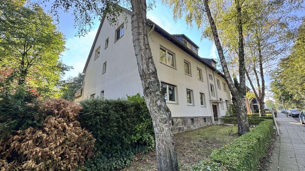 Etagenwohnung Bochum Weitmar - 3 Zimmer, 75 m&sup2;, 220.000&euro; | Angebot:27723479