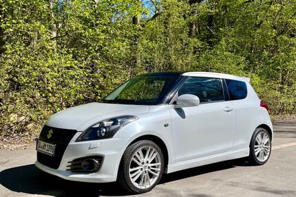 Suzuki Swift 131.200 km 7.900 &euro; Dortmund 44357