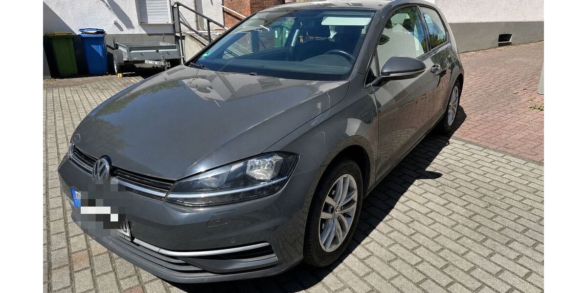 VW Golf 85.000 km 10.600 &euro; Oberhausen 46049