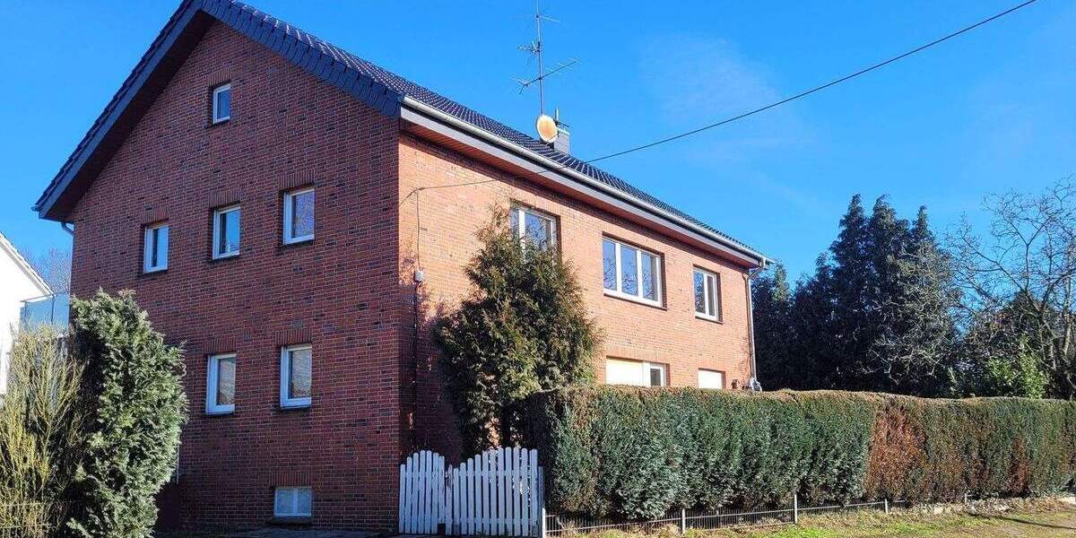 Mehrfamilienhaus, Wohnhaus Dorsten Holsterhausen - 8 Zimmer, 223 m&sup2;, 350.000&euro; | Angebot:25772306