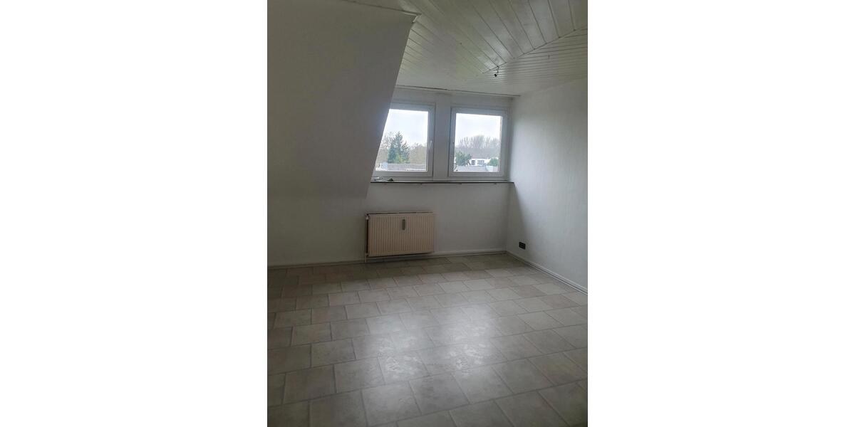 Dachgeschoßwohnung Herten Bertlich - 4 Zimmer, 89 m&sup2;, 650&euro; | Angebot:25978255