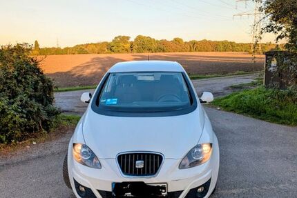 Seat Altea 135.150 km 4.999 &euro; Castrop-Rauxel 44579