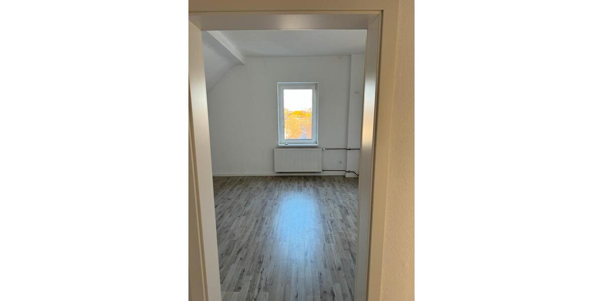 Dachgeschoßwohnung Recklinghausen - 2.5 Zimmer, 65 m&sup2;, 620&euro; | Angebot:26041020