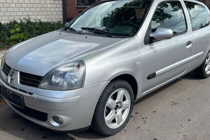 Renault Clio 98.800 km 1.700 &euro; Castrop rauxel 44577