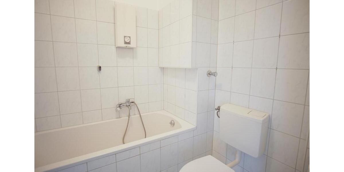 Etagenwohnung Essen Stadtbezirk VII - 3 Zimmer, 71 m&sup2;, 599&euro; | Angebot:25370779