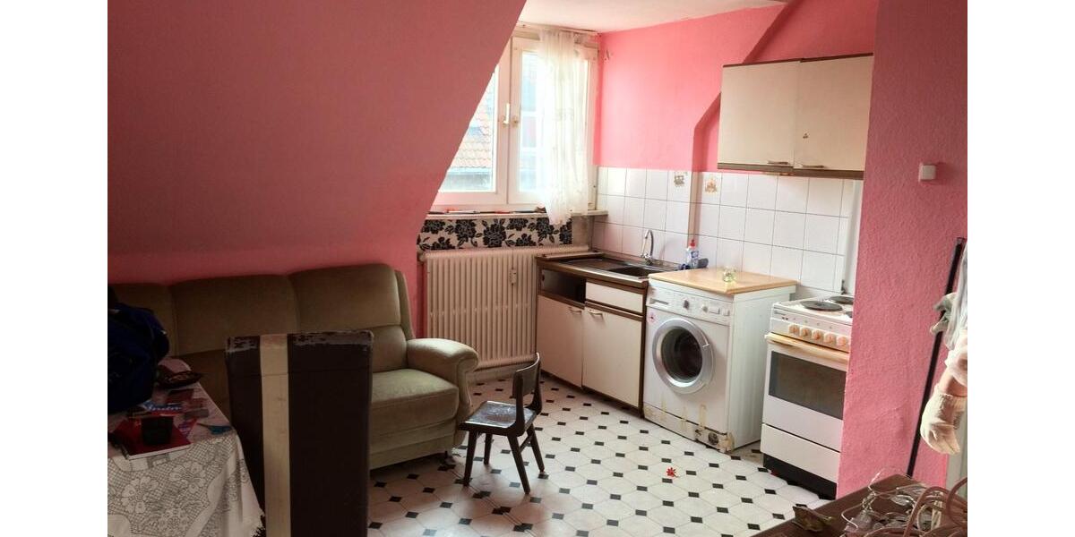 Dachgeschoßwohnung Gelsenkirchen Gelsenkirchen-Mitte - 4 Zimmer, 52 m&sup2;, 65.000&euro; | Angebot:27623600