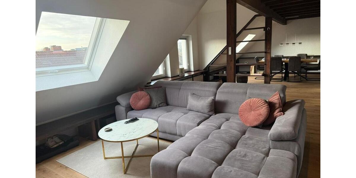 Dachgeschoßwohnung Herne - 2.5 Zimmer, 140 m&sup2;, 950&euro; | Angebot:25179786