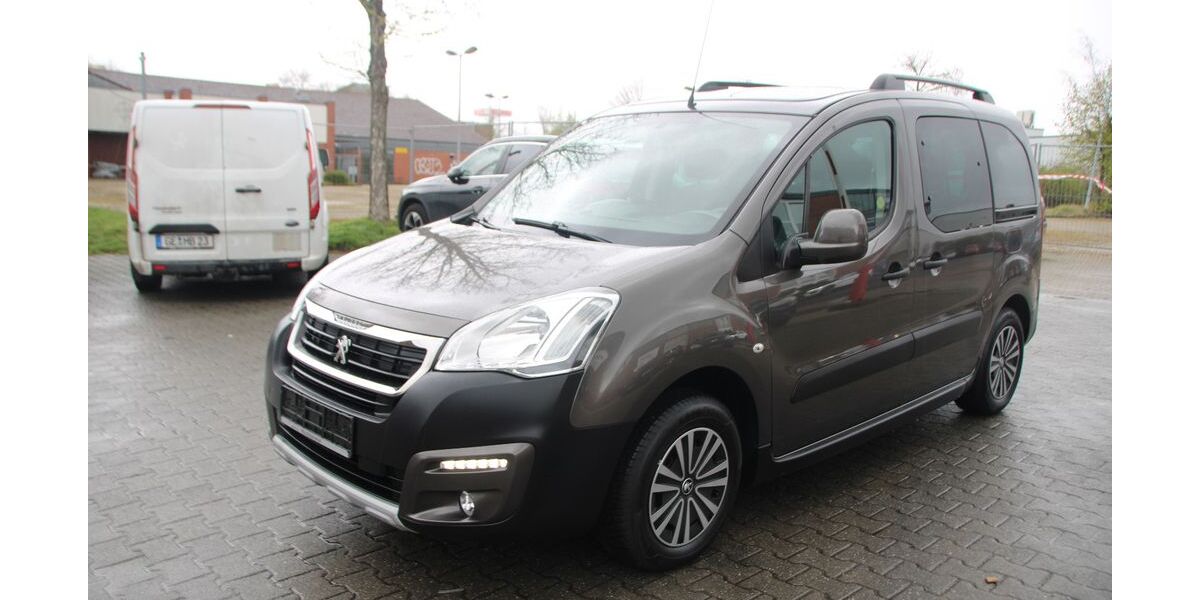 Peugeot Partner 221.700 km 6.950 &euro; Recklinghausen 45663