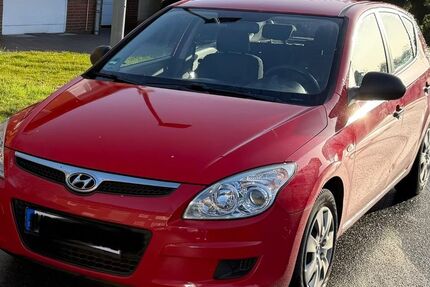Hyundai i30 107.000 km 3.450 &euro; Hünxe 46569