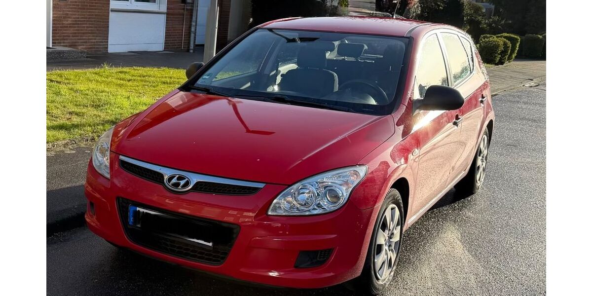 Hyundai i30 107.000 km 3.450 &euro; Hünxe 46569