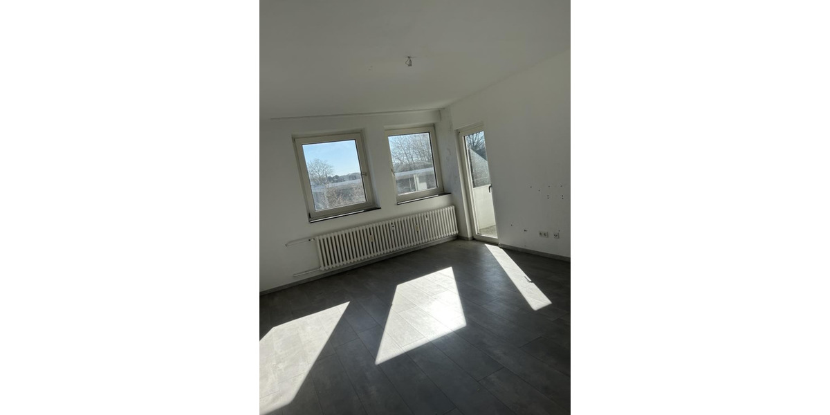 Etagenwohnung Gelsenkirchen Rotthausen - 3.5 Zimmer, 72 m&sup2;, 404&euro; | Angebot:25409584