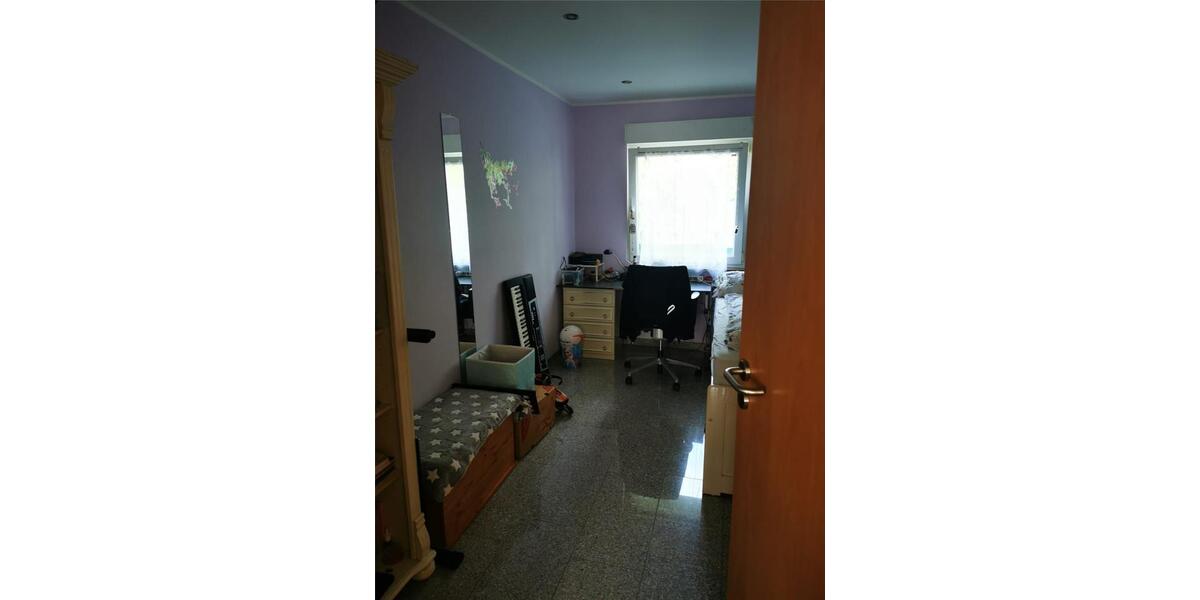 Erdgeschoßwohnung Dortmund Huckarde - 5 Zimmer, 110 m&sup2;, 1.350&euro; | Angebot:25842761