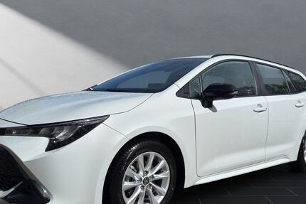 Toyota Corolla 17.008 km 32.071 &euro; Dinslaken 46537