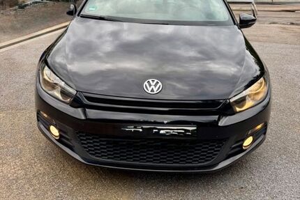 VW Scirocco 195.187 km 4.450 &euro; Gelsenkirchen 45897