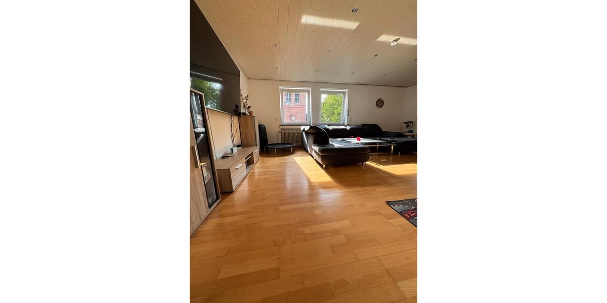 Etagenwohnung Gelsenkirchen Ückendorf - 5 Zimmer, 130 m&sup2;, 240.000&euro; | Angebot:20245706