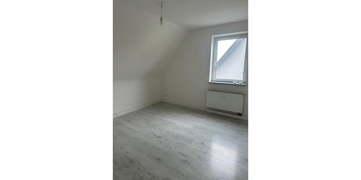 Dachgeschoßwohnung Marl Alt-Marl - 3 Zimmer, 63 m&sup2;, 650&euro; | Angebot:27621070
